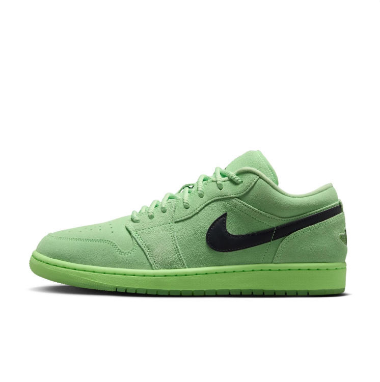 Jordan Low-Top Sneakers - Light Green / Black