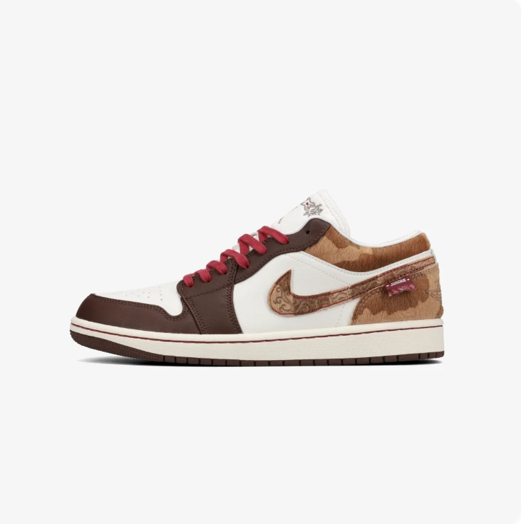 Jordan Low-Top Sneakers - Brown / Cream / Red