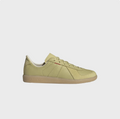 adidas Low-Top Sneakers - Pale Olive / Gum