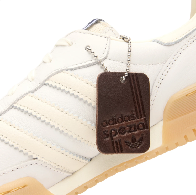 adidas Low-Top Sneakers - Off-White / Cream / Gum