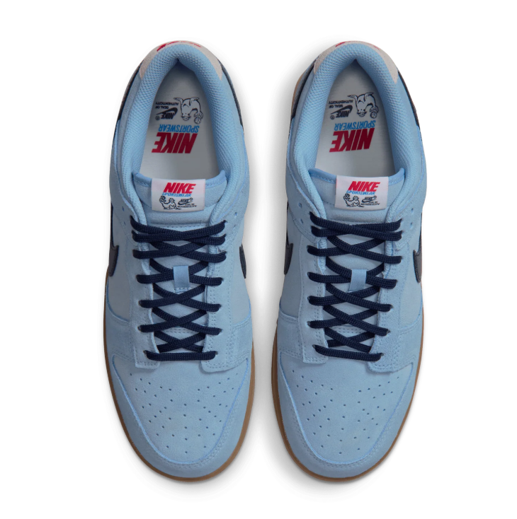 Nike Low-Top Sneakers - Light Blue / Navy / Gum