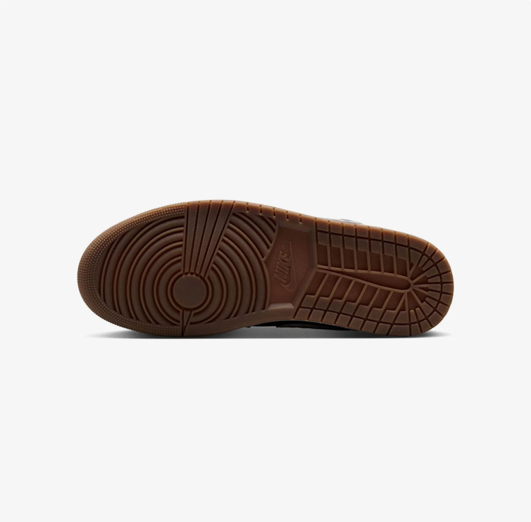 Jordan Low-Top Sneakers - Black / White / Gum
