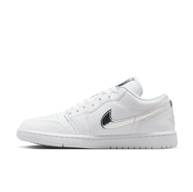 Jordan Low-Top Sneakers - White / Metallic Silver