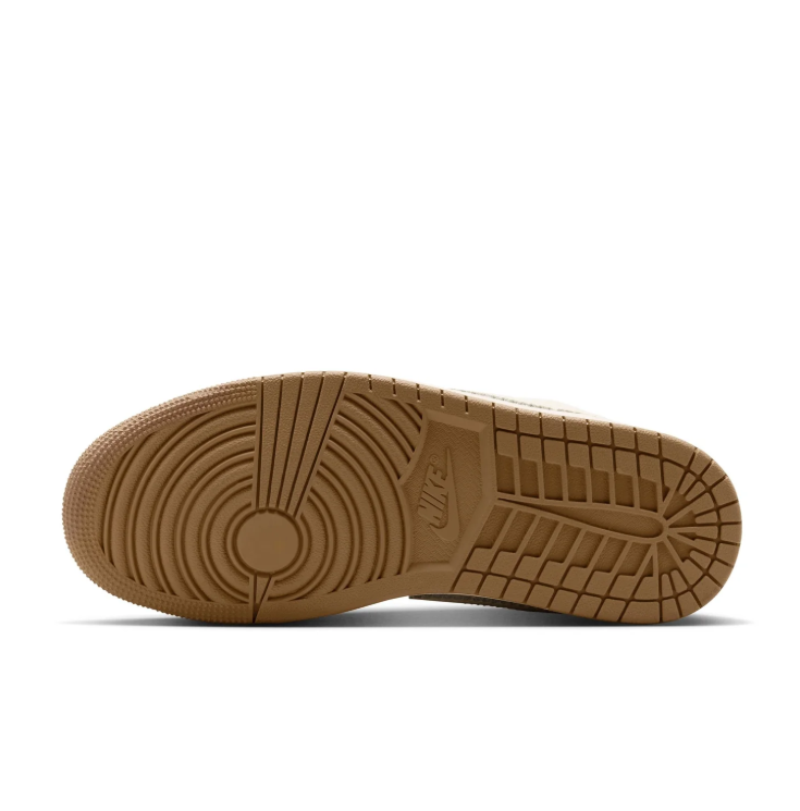 Jordan Low-Top Sneakers - Off-White / Gold / Gum