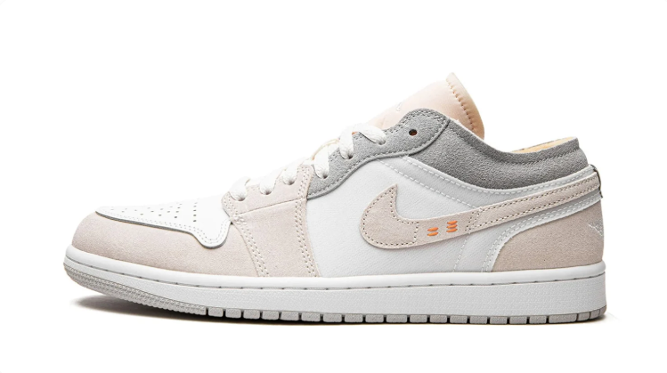 Jordan Low-Top Sneakers - White / Beige / Grey