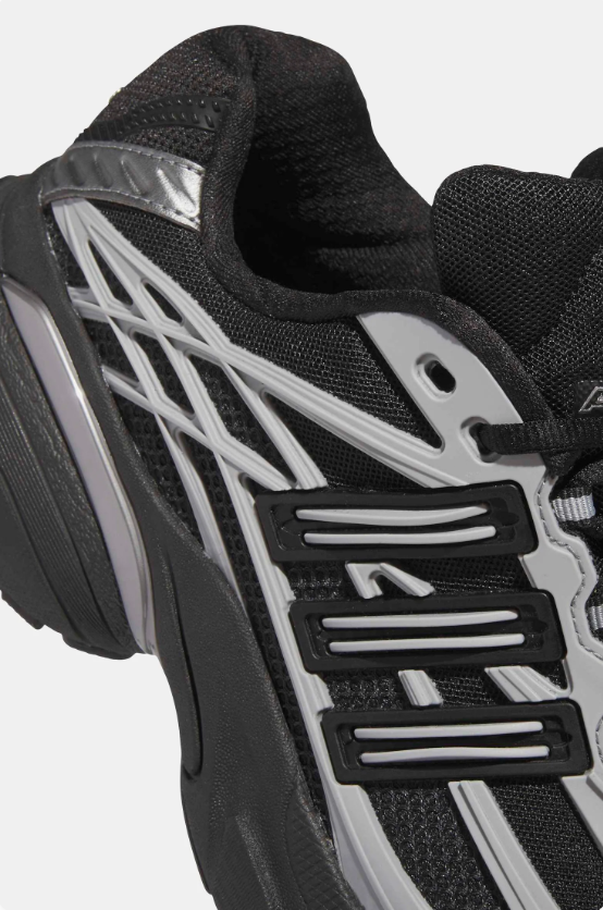 adidas Sneakers - Black / Light Grey
