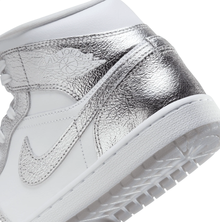 Jordan High-Top Sneakers - White / Metallic Silver