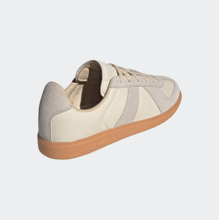 adidas Low-Top Sneakers - Cream / Light Grey / Gum