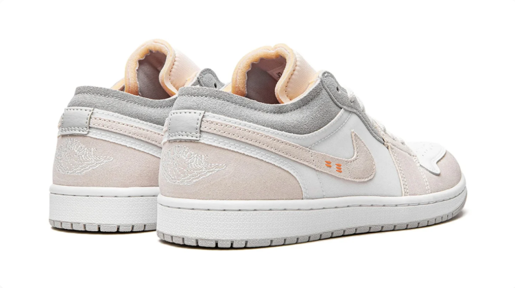 Jordan Low-Top Sneakers - White / Beige / Grey