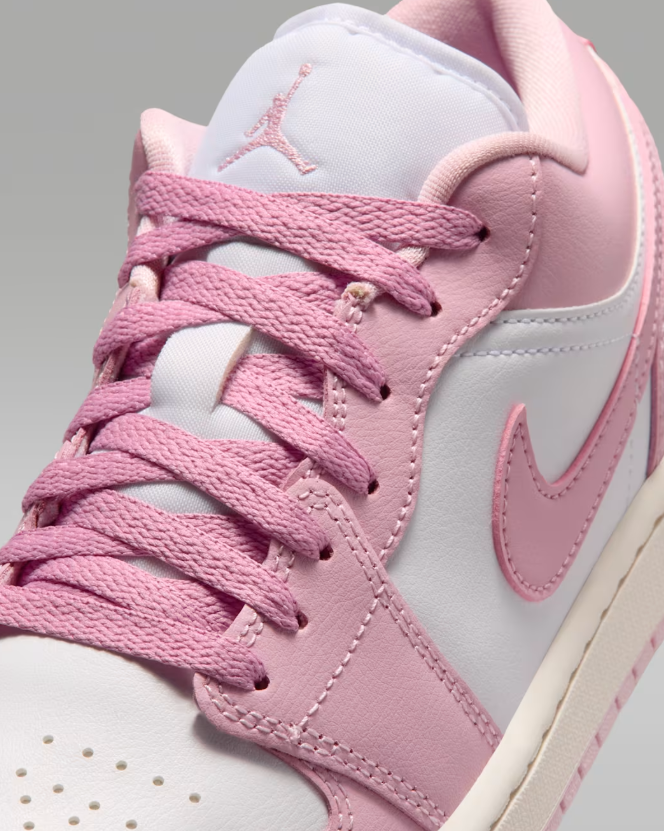 Jordan Low-Top Sneakers - Pink / White / Cream