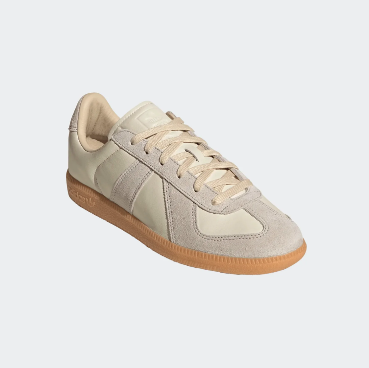 adidas Low-Top Sneakers - Cream / Light Grey / Gum