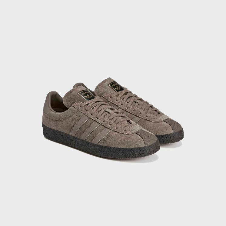 adidas Low-Top Sneakers - Taupe / Black