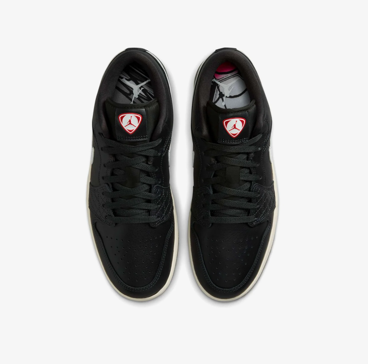 Jordan Low-Top Sneakers - Black / White / Gum